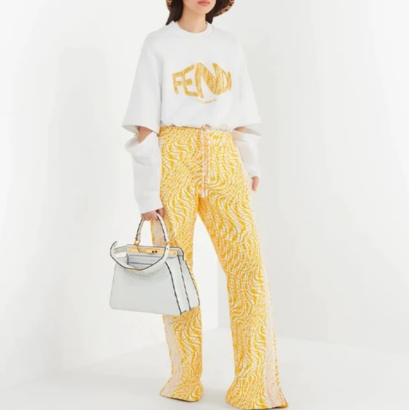 FENDI Detachable sleeve Round Neck Short Hoodie - Picture 2 of 4